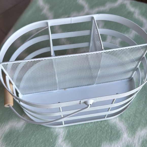 White enamel Metal Storage Basket or utensil holder - Picture 3 of 8
